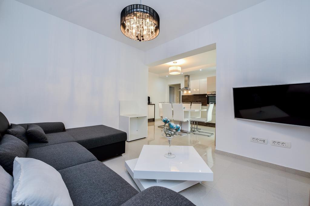 Luxury Apartment 1 Villa Arta Бибинє Екстер'єр фото