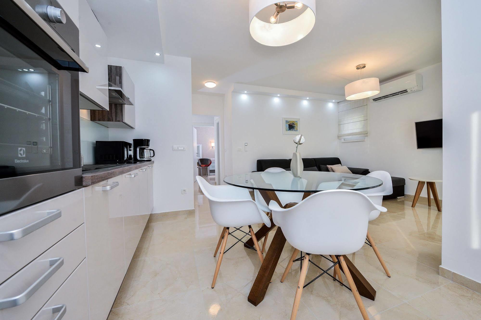 Luxury Apartment 1 Villa Arta Бибинє Екстер'єр фото
